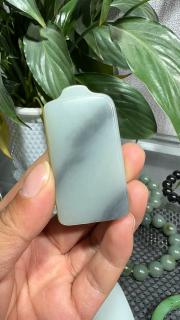 4新疆和田玉籽料青花无事牌,洒金皮高58.3,宽32厚10
