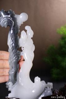 和田玉白玉烟紫料摆件