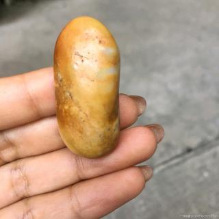 天然新疆和田玉黄沁俏色黄皮石包玉籽料原石玉器挂件